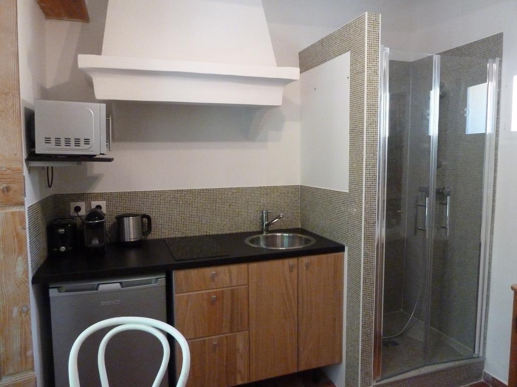 Appartement Cours Mirabeau Crsmb 엑상프로방스 객실 사진