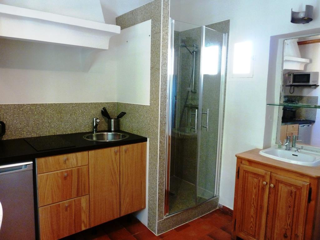 Appartement Cours Mirabeau Crsmb 엑상프로방스 객실 사진
