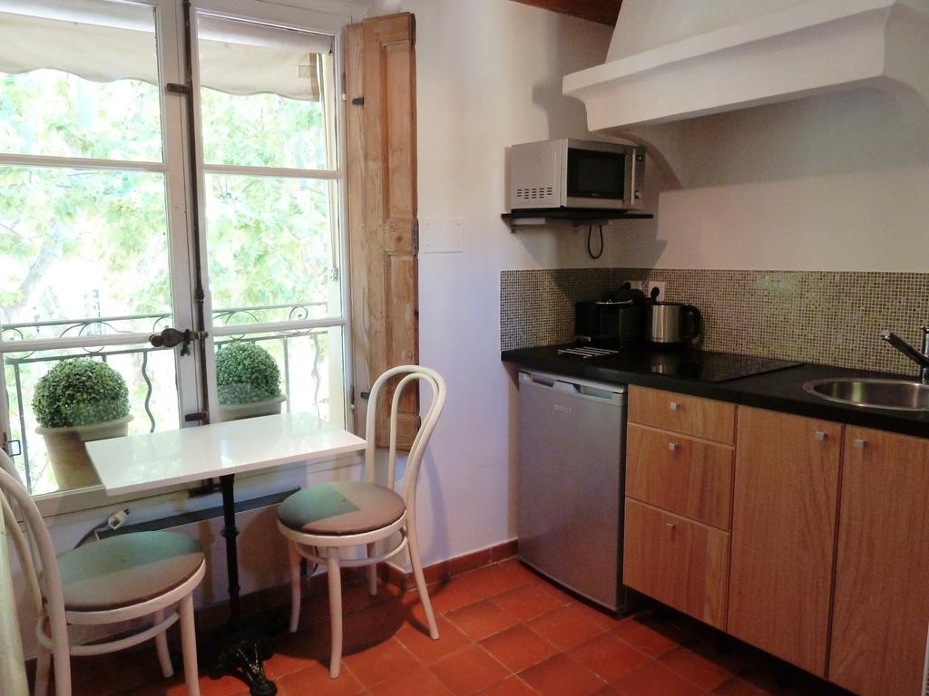 Appartement Cours Mirabeau Crsmb 엑상프로방스 객실 사진