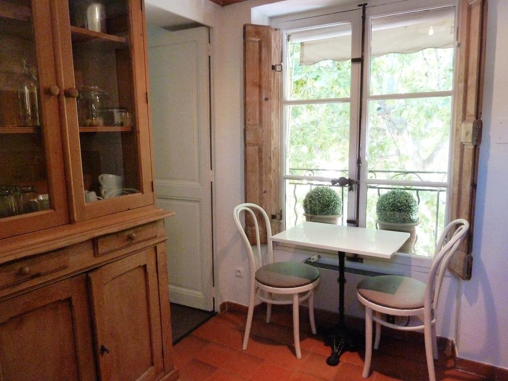 Appartement Cours Mirabeau Crsmb 엑상프로방스 객실 사진