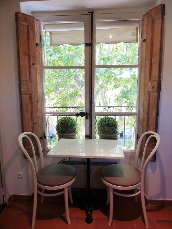 Appartement Cours Mirabeau Crsmb 엑상프로방스 객실 사진