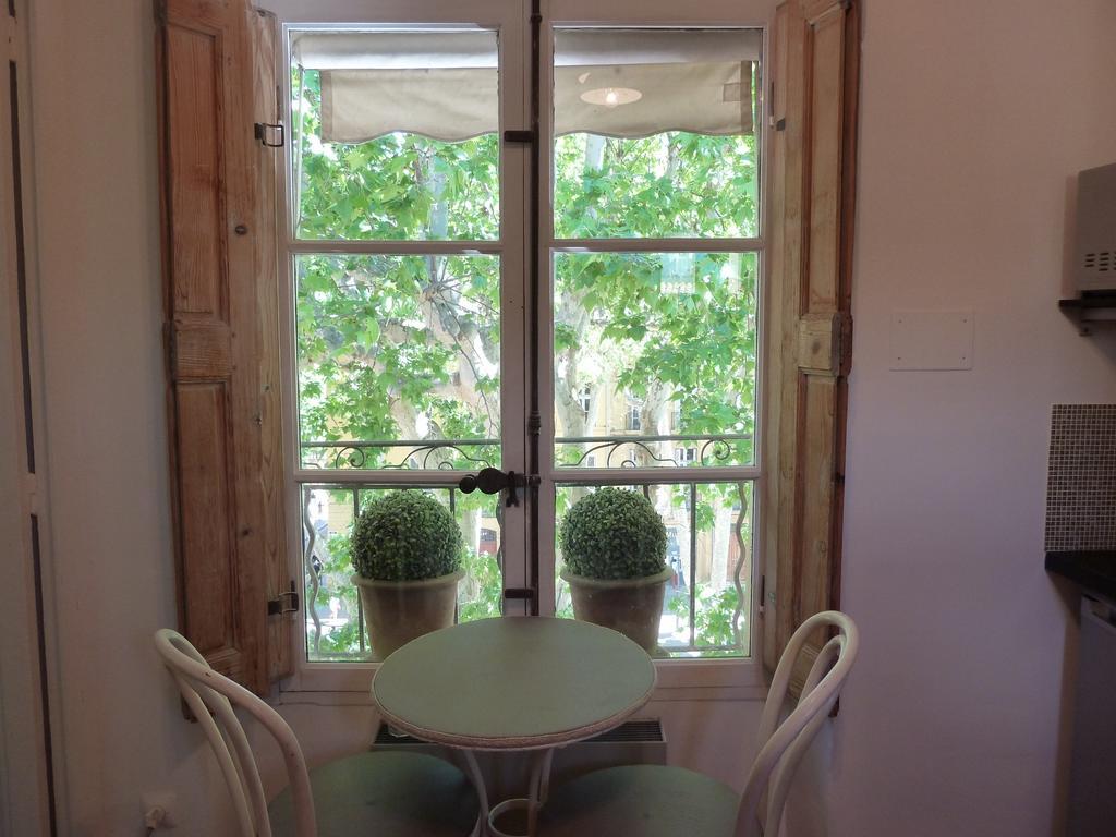 Appartement Cours Mirabeau Crsmb 엑상프로방스 객실 사진