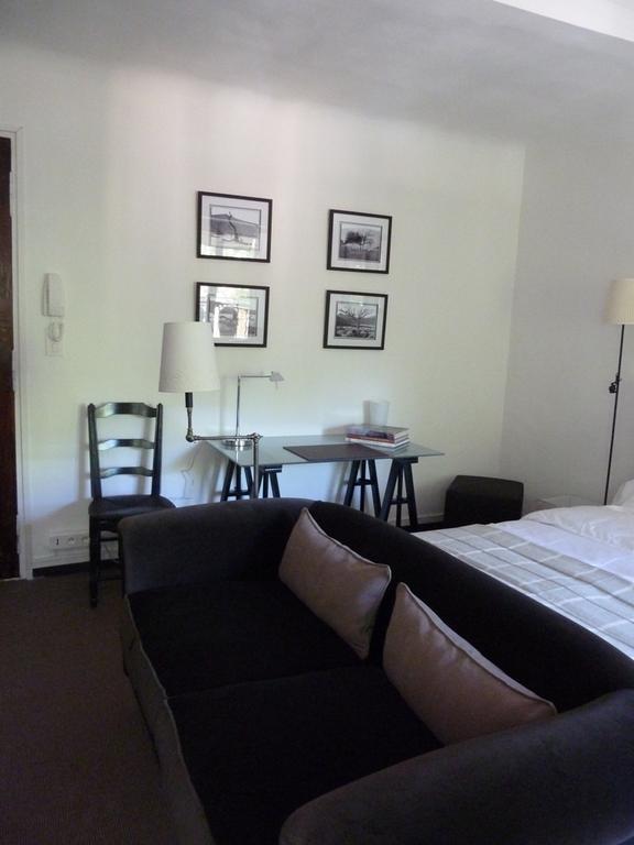 Appartement Cours Mirabeau Crsmb 엑상프로방스 객실 사진
